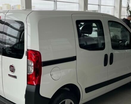 Фиат Fiorino Combi, объемом двигателя 1.3 л и пробегом 0 тыс. км за 19532 $, фото 2 на Automoto.ua