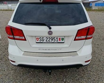 Белый Фиат Фримонт, объемом двигателя 2 л и пробегом 224 тыс. км за 11400 $, фото 4 на Automoto.ua