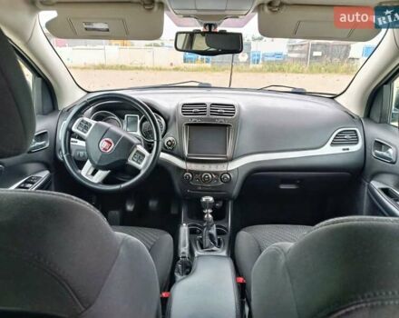 Белый Фиат Фримонт, объемом двигателя 2 л и пробегом 224 тыс. км за 11400 $, фото 26 на Automoto.ua