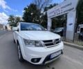 Белый Фиат Фримонт, объемом двигателя 2 л и пробегом 253 тыс. км за 12200 $, фото 1 на Automoto.ua