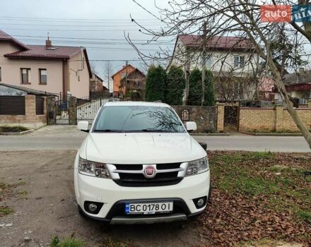 Білий Фіат Фрімонт, об'ємом двигуна 2 л та пробігом 205 тис. км за 12100 $, фото 2 на Automoto.ua