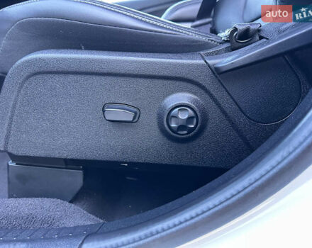 Белый Фиат Фримонт, объемом двигателя 2 л и пробегом 209 тыс. км за 13600 $, фото 54 на Automoto.ua