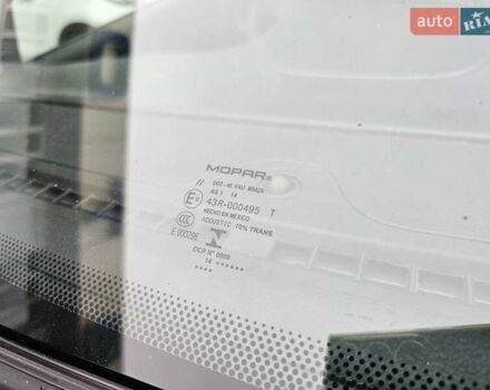 Белый Фиат Фримонт, объемом двигателя 1.96 л и пробегом 211 тыс. км за 14800 $, фото 14 на Automoto.ua