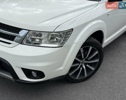 Білий Фіат Фрімонт, об'ємом двигуна 1.96 л та пробігом 170 тис. км за 15200 $, фото 14 на Automoto.ua