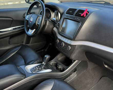 Фиат Фримонт 2014 в Луцке на Automoto.ua Белый Фиат Фримонт, объемом двигателя 2 л и пробегом 170 тыс. км за 12900 $, фото 14 на Automoto.ua