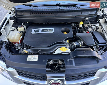 Белый Фиат Фримонт, объемом двигателя 2 л и пробегом 209 тыс. км за 13600 $, фото 93 на Automoto.ua