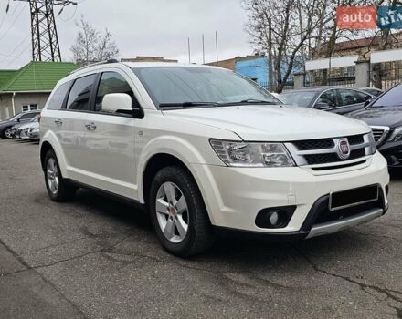 Белый Фиат Фримонт, объемом двигателя 1.96 л и пробегом 211 тыс. км за 14800 $, фото 4 на Automoto.ua