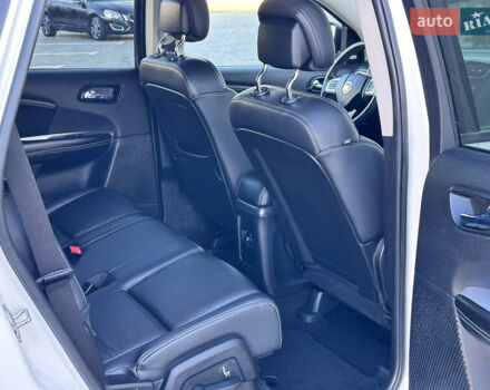 Белый Фиат Фримонт, объемом двигателя 2 л и пробегом 209 тыс. км за 13600 $, фото 83 на Automoto.ua