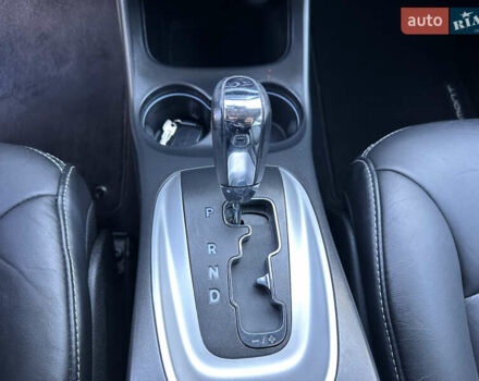 Белый Фиат Фримонт, объемом двигателя 2 л и пробегом 209 тыс. км за 13600 $, фото 91 на Automoto.ua