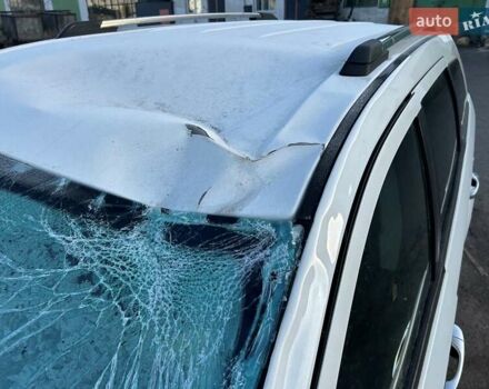 Белый Фиат Фримонт, объемом двигателя 1.96 л и пробегом 150 тыс. км за 4999 $, фото 4 на Automoto.ua