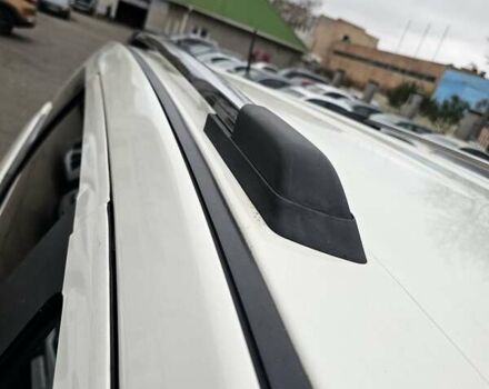 Белый Фиат Фримонт, объемом двигателя 1.96 л и пробегом 211 тыс. км за 14800 $, фото 15 на Automoto.ua