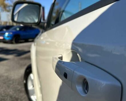 Фиат Фримонт 2014 в Буче на Automoto.ua Белый Фиат Фримонт, объемом двигателя 1.96 л и пробегом 269 тыс. км за 14200 $, фото 7 на Automoto.ua