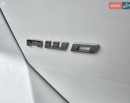 Белый Фиат Фримонт, объемом двигателя 1.96 л и пробегом 211 тыс. км за 14800 $, фото 9 на Automoto.ua