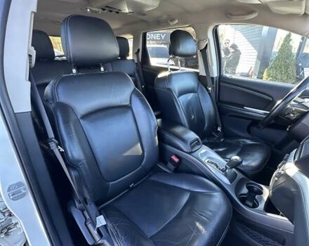 Фиат Фримонт 2014 в Буче на Automoto.ua Белый Фиат Фримонт, объемом двигателя 1.96 л и пробегом 269 тыс. км за 14200 $, фото 20 на Automoto.ua