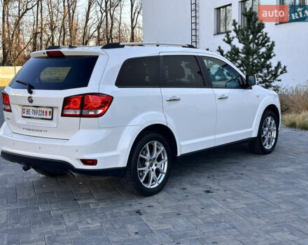 Белый Фиат Фримонт, объемом двигателя 2 л и пробегом 209 тыс. км за 13600 $, фото 5 на Automoto.ua