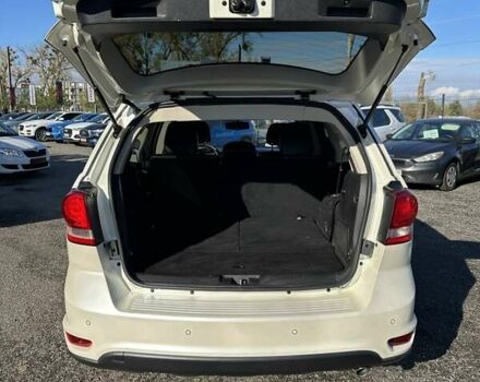 Білий Фіат Фрімонт, об'ємом двигуна 1.96 л та пробігом 269 тис. км за 14200 $, фото 12 на Automoto.ua