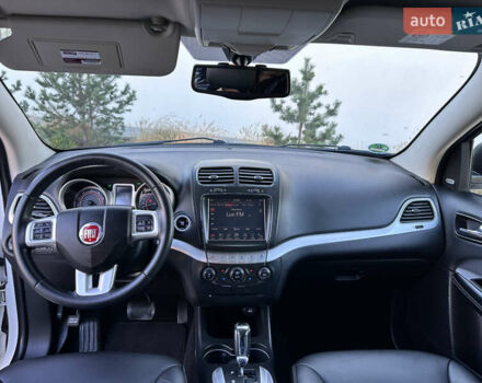 Белый Фиат Фримонт, объемом двигателя 2 л и пробегом 209 тыс. км за 13600 $, фото 87 на Automoto.ua