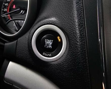 Белый Фиат Фримонт, объемом двигателя 1.96 л и пробегом 211 тыс. км за 14800 $, фото 32 на Automoto.ua