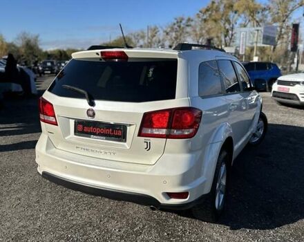 Фиат Фримонт 2014 в Буче на Automoto.ua Белый Фиат Фримонт, объемом двигателя 1.96 л и пробегом 269 тыс. км за 14200 $, фото 9 на Automoto.ua