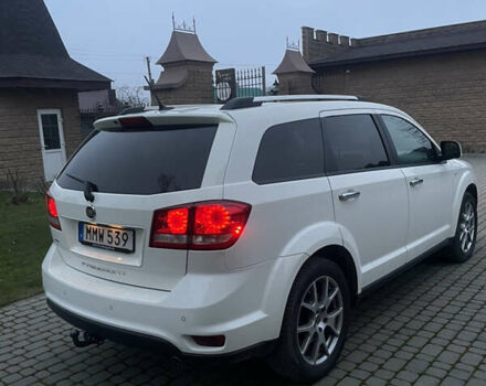 Белый Фиат Фримонт, объемом двигателя 1.9 л и пробегом 143 тыс. км за 16800 $, фото 5 на Automoto.ua