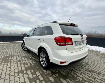 Белый Фиат Фримонт, объемом двигателя 1.96 л и пробегом 140 тыс. км за 14999 $, фото 4 на Automoto.ua