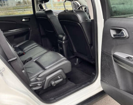 Білий Фіат Фрімонт, об'ємом двигуна 1.96 л та пробігом 142 тис. км за 15800 $, фото 37 на Automoto.ua