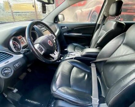 Белый Фиат Фримонт, объемом двигателя 1.96 л и пробегом 140 тыс. км за 14999 $, фото 10 на Automoto.ua