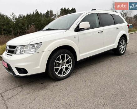 Білий Фіат Фрімонт, об'ємом двигуна 1.96 л та пробігом 142 тис. км за 15800 $, фото 5 на Automoto.ua