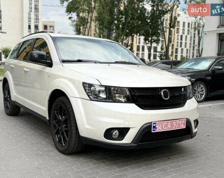 Білий Фіат Фрімонт, об'ємом двигуна 2 л та пробігом 182 тис. км за 12000 $, фото 1 на Automoto.ua
