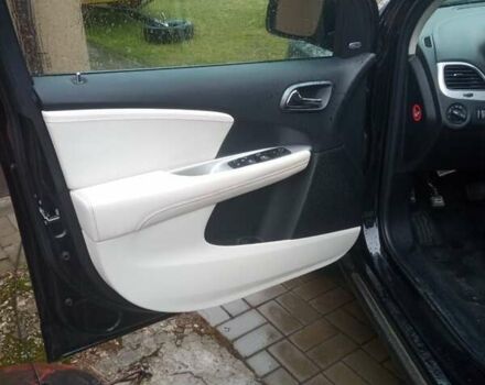 Черный Фиат Фримонт, объемом двигателя 2 л и пробегом 175 тыс. км за 12500 $, фото 3 на Automoto.ua