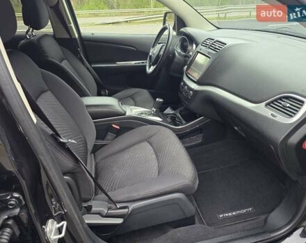 Черный Фиат Фримонт, объемом двигателя 2 л и пробегом 222 тыс. км за 12499 $, фото 45 на Automoto.ua