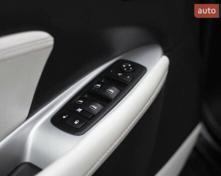 Черный Фиат Фримонт, объемом двигателя 1.96 л и пробегом 206 тыс. км за 11500 $, фото 33 на Automoto.ua