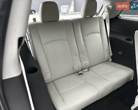 Черный Фиат Фримонт, объемом двигателя 1.96 л и пробегом 206 тыс. км за 11500 $, фото 80 на Automoto.ua