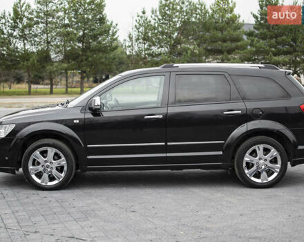 Черный Фиат Фримонт, объемом двигателя 1.96 л и пробегом 206 тыс. км за 12000 $, фото 2 на Automoto.ua