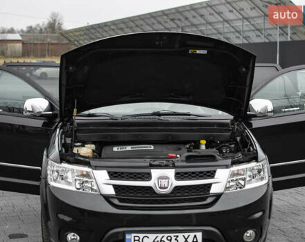 Черный Фиат Фримонт, объемом двигателя 1.96 л и пробегом 206 тыс. км за 12000 $, фото 28 на Automoto.ua