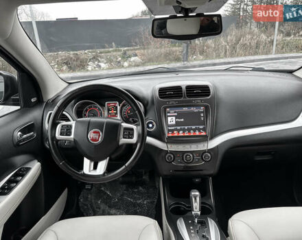 Черный Фиат Фримонт, объемом двигателя 1.96 л и пробегом 206 тыс. км за 12000 $, фото 93 на Automoto.ua