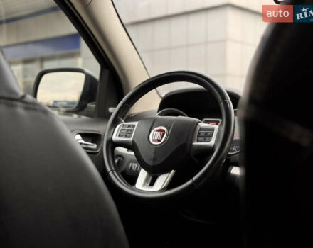 Черный Фиат Фримонт, объемом двигателя 2 л и пробегом 136 тыс. км за 15500 $, фото 22 на Automoto.ua