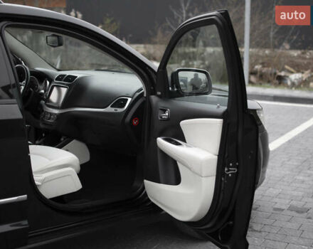 Черный Фиат Фримонт, объемом двигателя 1.96 л и пробегом 206 тыс. км за 11500 $, фото 65 на Automoto.ua