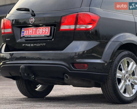 Черный Фиат Фримонт, объемом двигателя 2 л и пробегом 136 тыс. км за 15500 $, фото 12 на Automoto.ua