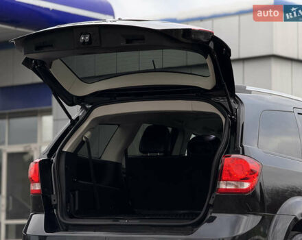 Черный Фиат Фримонт, объемом двигателя 2 л и пробегом 136 тыс. км за 15500 $, фото 52 на Automoto.ua