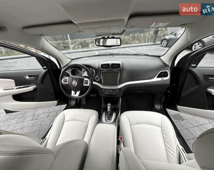 Черный Фиат Фримонт, объемом двигателя 1.96 л и пробегом 206 тыс. км за 12000 $, фото 77 на Automoto.ua