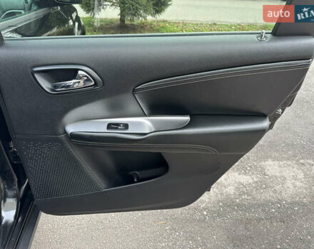 Черный Фиат Фримонт, объемом двигателя 2 л и пробегом 232 тыс. км за 13400 $, фото 39 на Automoto.ua