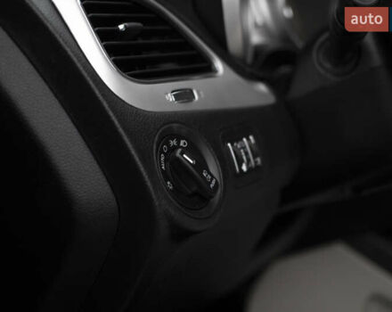 Черный Фиат Фримонт, объемом двигателя 1.96 л и пробегом 206 тыс. км за 12000 $, фото 39 на Automoto.ua