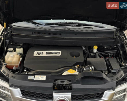 Черный Фиат Фримонт, объемом двигателя 2 л и пробегом 136 тыс. км за 15500 $, фото 56 на Automoto.ua