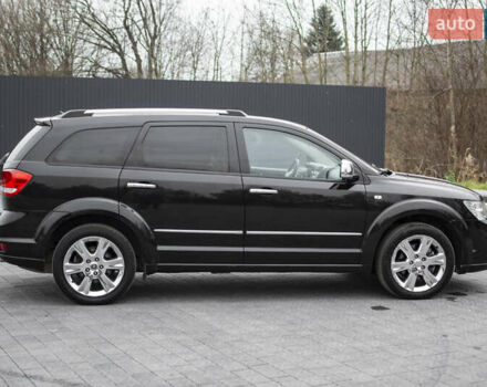 Черный Фиат Фримонт, объемом двигателя 1.96 л и пробегом 206 тыс. км за 12000 $, фото 6 на Automoto.ua