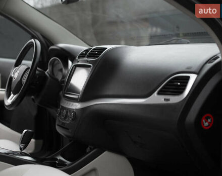 Черный Фиат Фримонт, объемом двигателя 1.96 л и пробегом 206 тыс. км за 11500 $, фото 70 на Automoto.ua