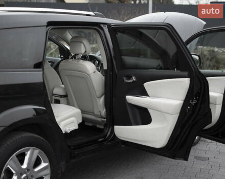 Черный Фиат Фримонт, объемом двигателя 1.96 л и пробегом 206 тыс. км за 11500 $, фото 60 на Automoto.ua