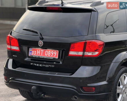 Черный Фиат Фримонт, объемом двигателя 2 л и пробегом 136 тыс. км за 15500 $, фото 11 на Automoto.ua