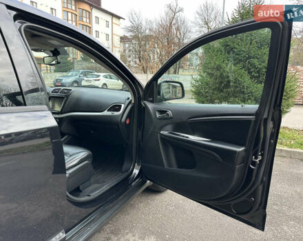 Черный Фиат Фримонт, объемом двигателя 2 л и пробегом 232 тыс. км за 13400 $, фото 32 на Automoto.ua