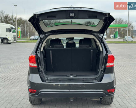 Черный Фиат Фримонт, объемом двигателя 1.96 л и пробегом 119 тыс. км за 15700 $, фото 34 на Automoto.ua